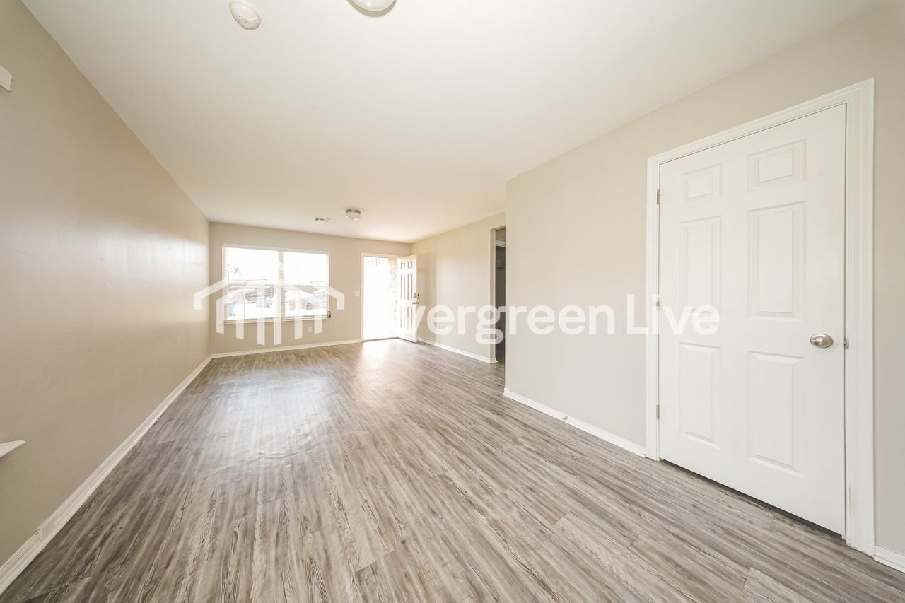 1850 Bliss Cir - Photo 4 of 16