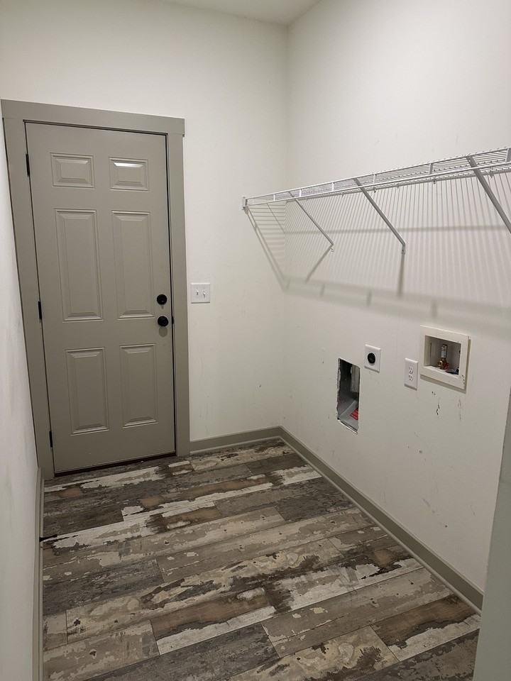 188 Vickery St #B - Photo 6 of 17