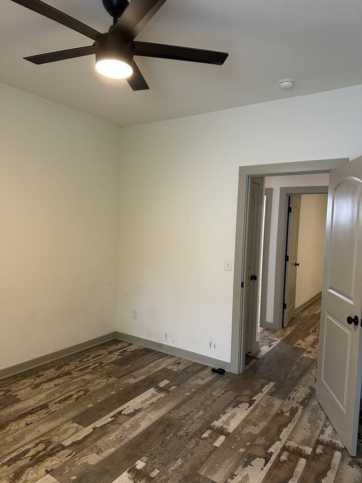 188 Vickery St #B - Photo 3 of 17