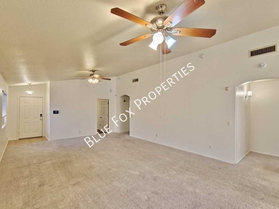 6442 E Mary Dr - Photo 2 of 33