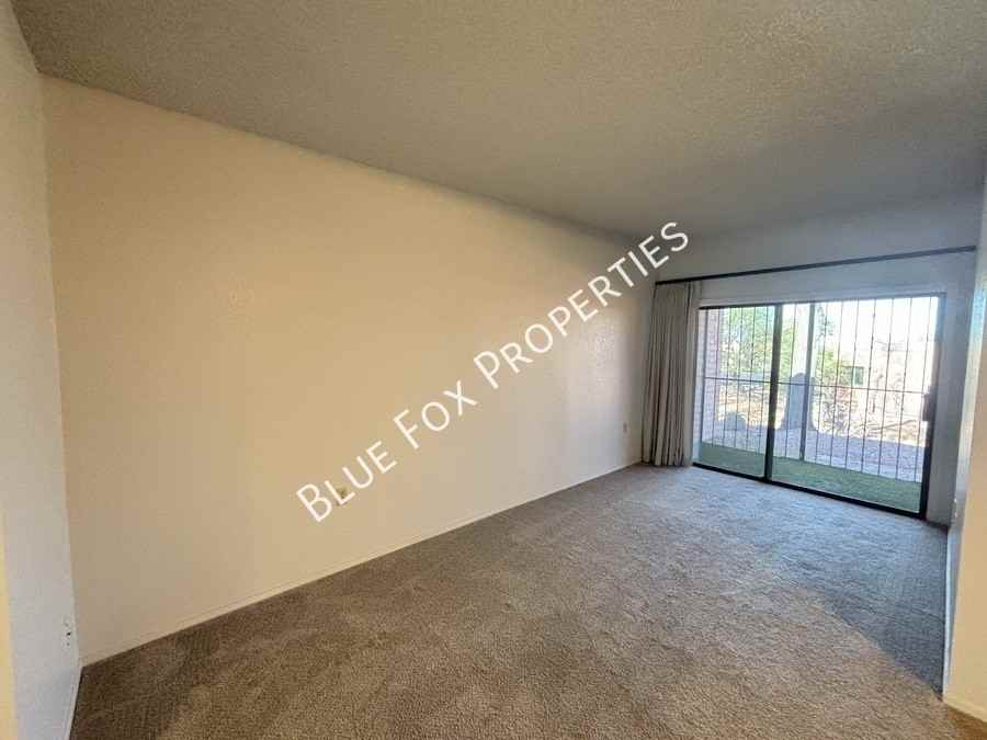 1721 W Dalehaven Cir - Photo 2 of 18