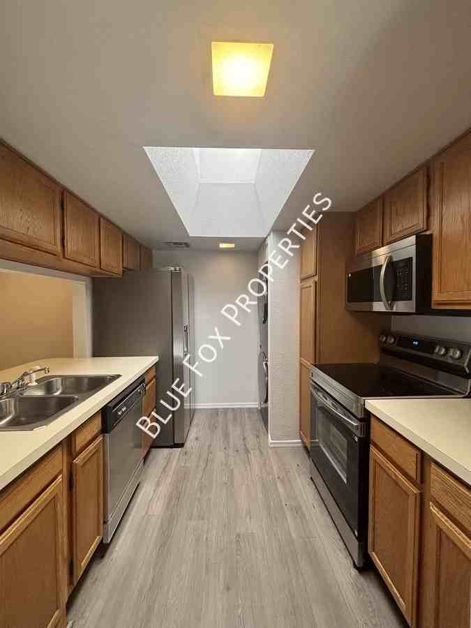 1721 W Dalehaven Cir - Photo 5 of 18
