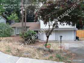 12835 Ne 104th St #B - Photo 1 of 1