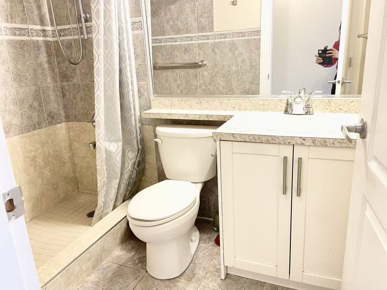 1228 East 61st Avenue - Photo 5 of 8