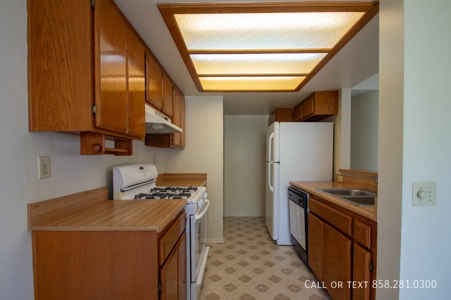 9356 Twin Trails Dr #201 - Photo 6 of 19