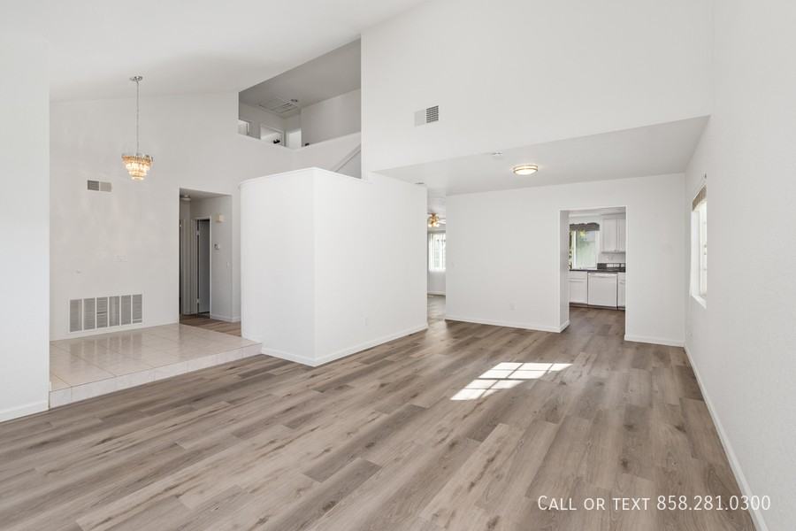 13327 Entreken Ave - Photo 5 of 39