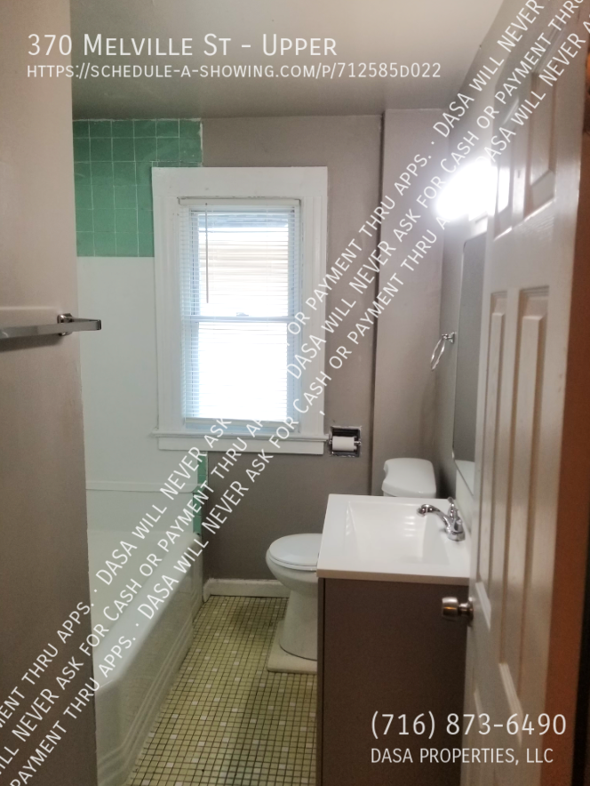 370 Melville St - Photo 5 of 7