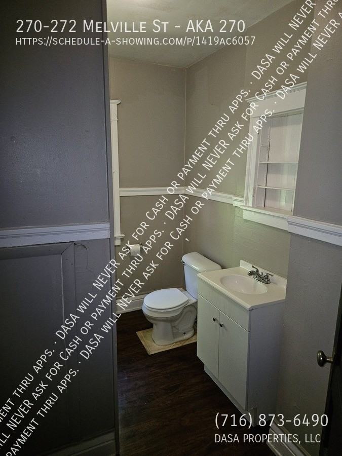 270 Melville St - Photo 6 of 9