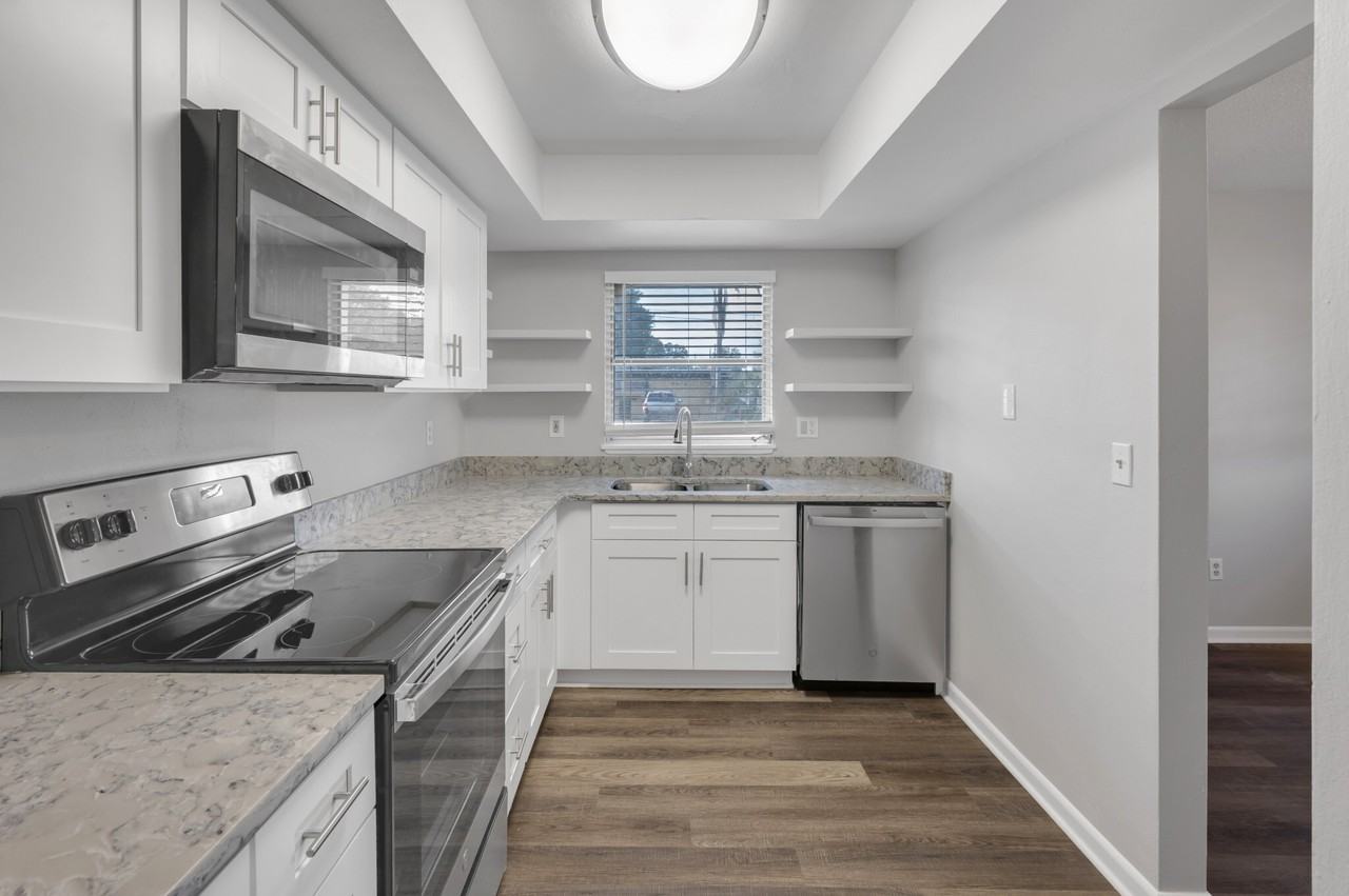 3377 Sherwood Dr #A - Photo 5 of 11