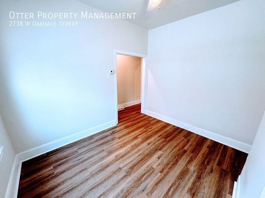 2738 W Oakdale St - Photo 7 of 26