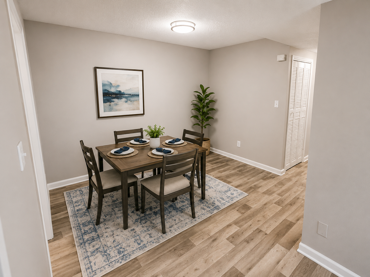 Centra Villa Apartments - Photo 7 of 17