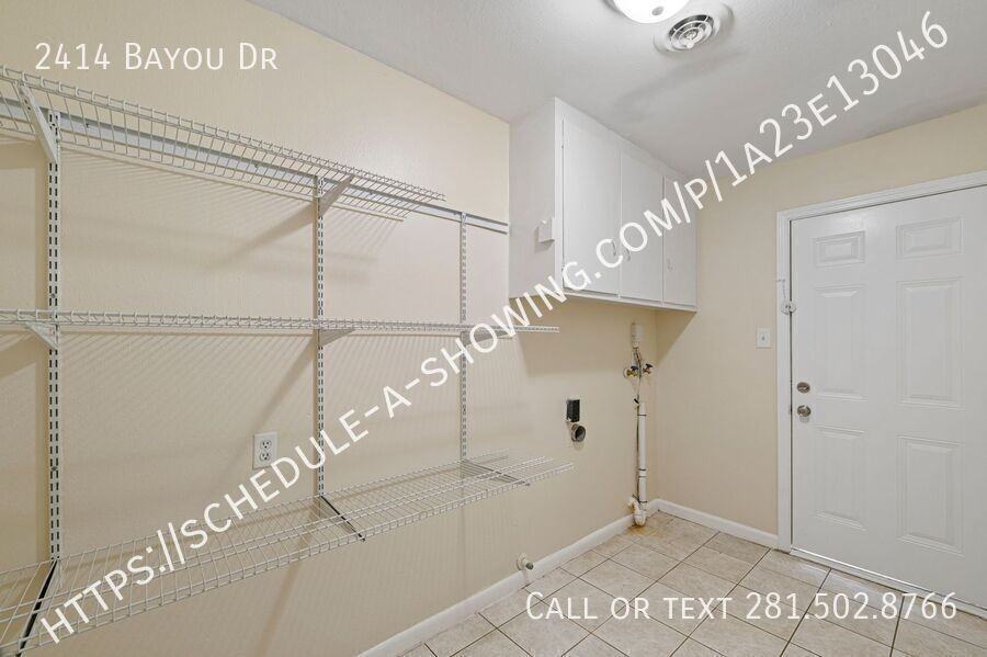 2414 Bayou Dr - Photo 6 of 14