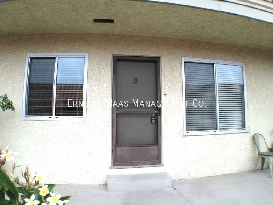 2735 E Broadway #03 - Photo 2 of 14