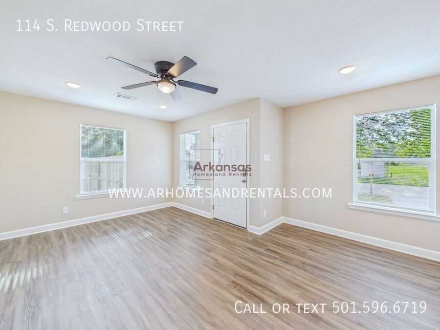 114 S Redwood St - Photo 2 of 15