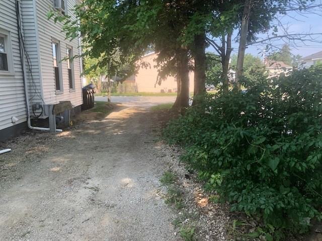 1404 S Main St - Photo 6 of 24