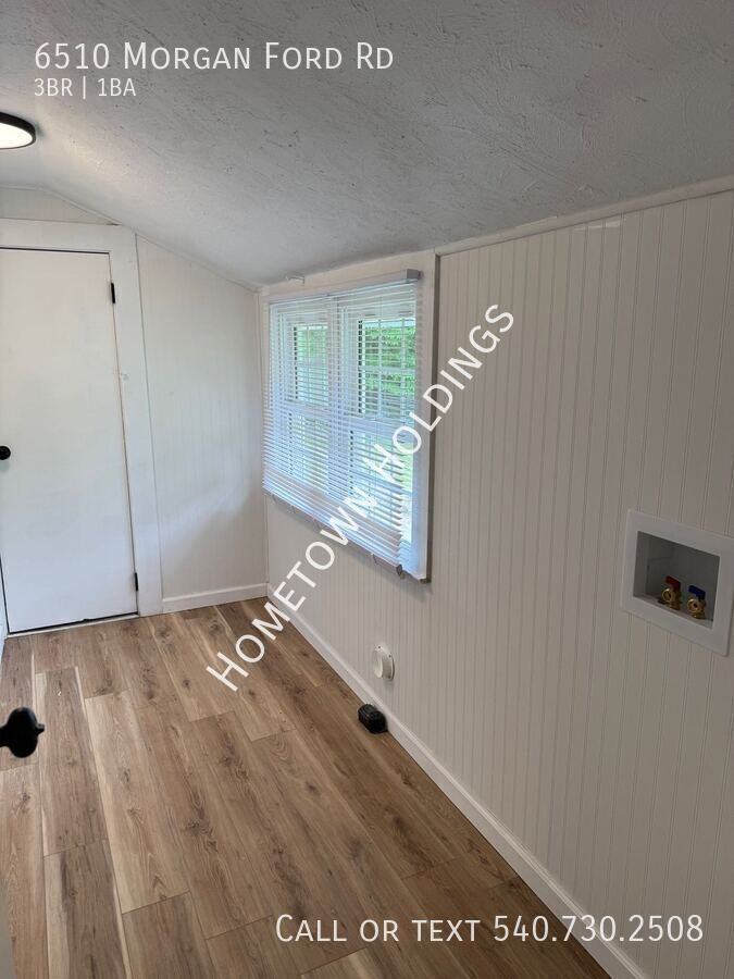 6510 Morgan Ford Rd - Photo 2 of 19