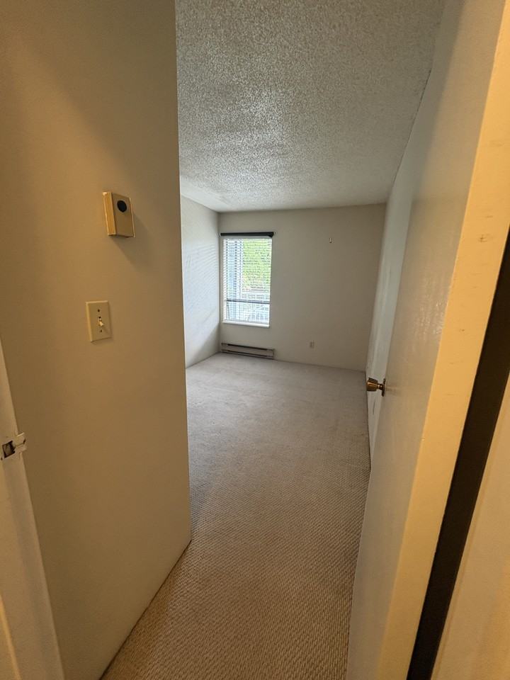 9584 Manchester Drive #203 - Photo 7 of 13
