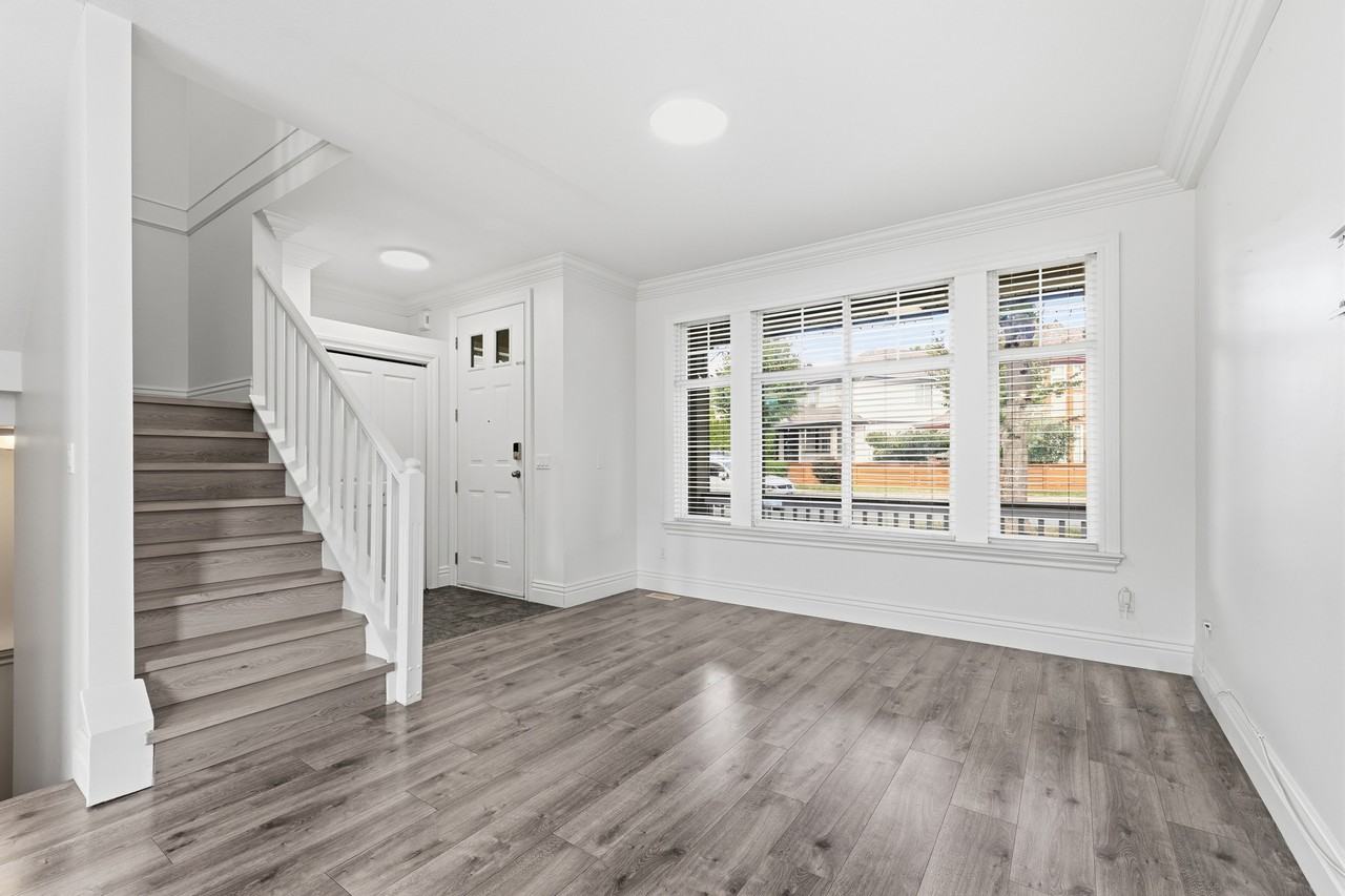 5658 149A Street - Photo 6 of 27