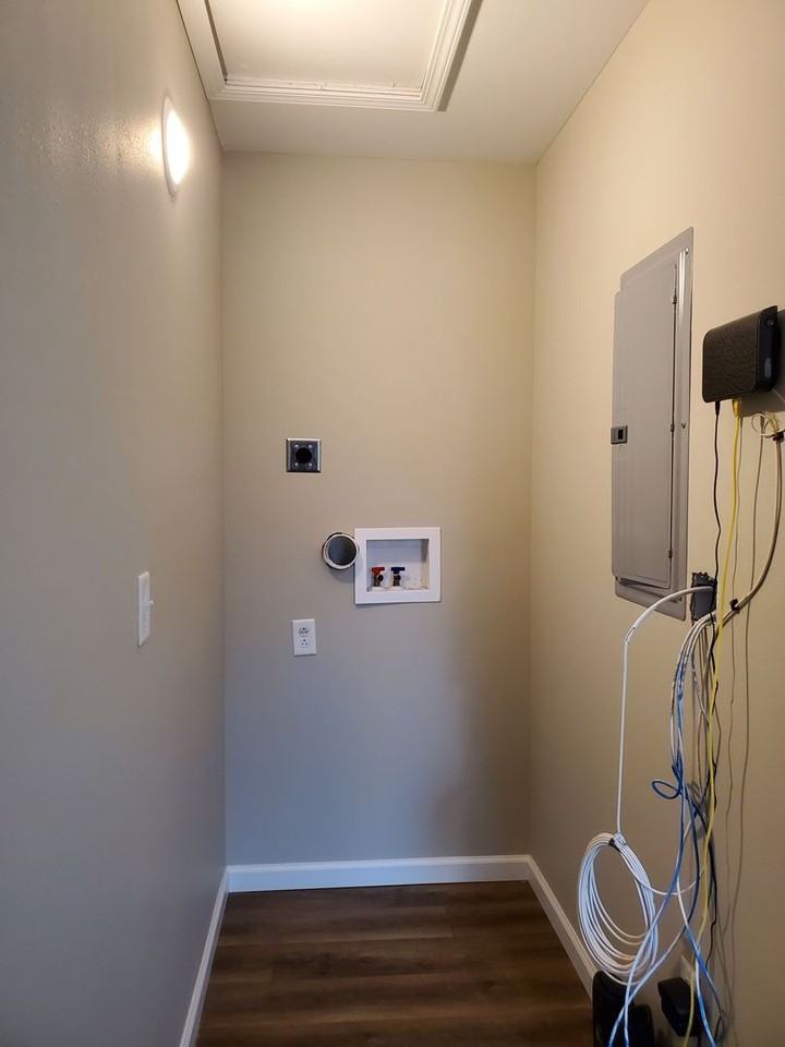 219 Cane Creek Ln #205 - Photo 7 of 8
