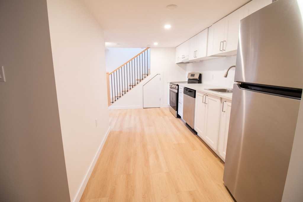 58 Churchill Ave - Photo 6 of 12