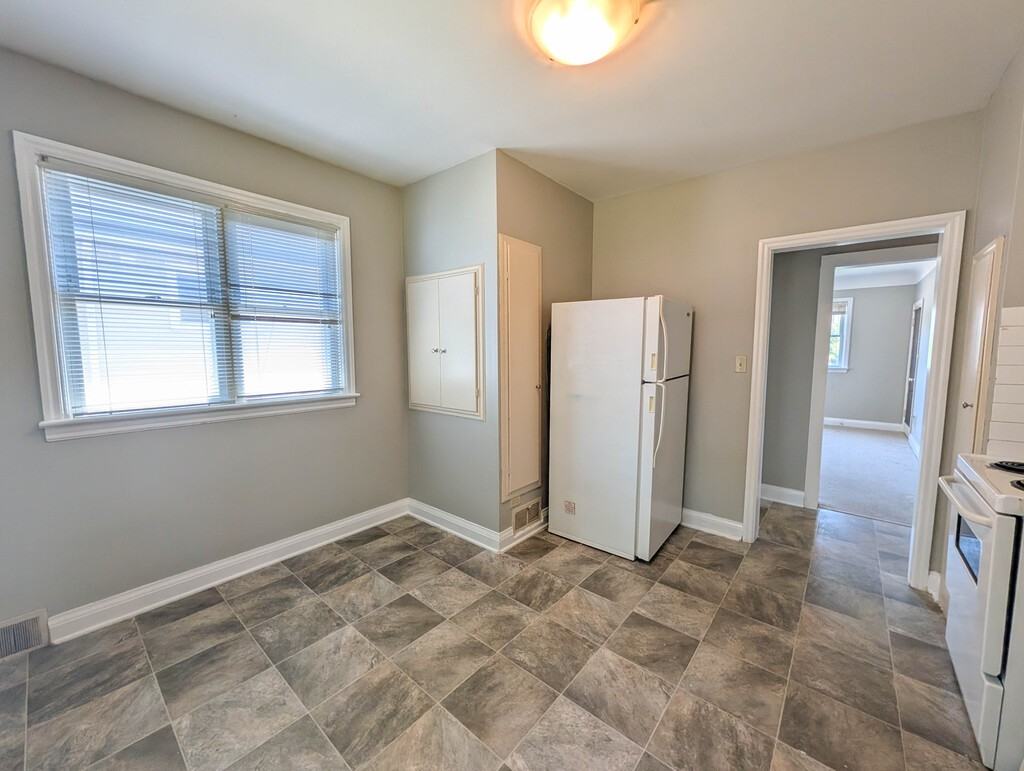 106 Haig St - Photo 5 of 18