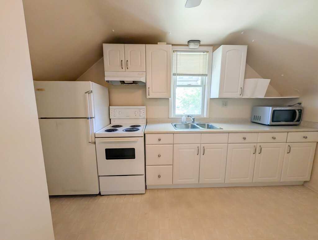 106 Haig Street - 2 - Photo 4 of 17