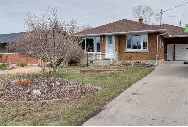 52 Woodelm Dr - Photo 2 of 15