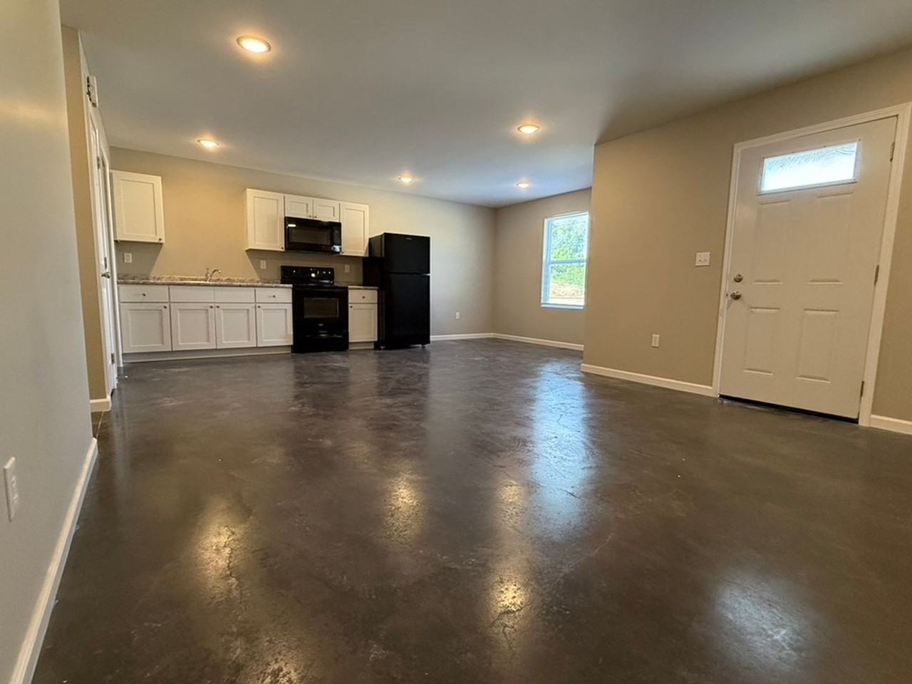 98 98 Presley Ave - Photo 6 of 9