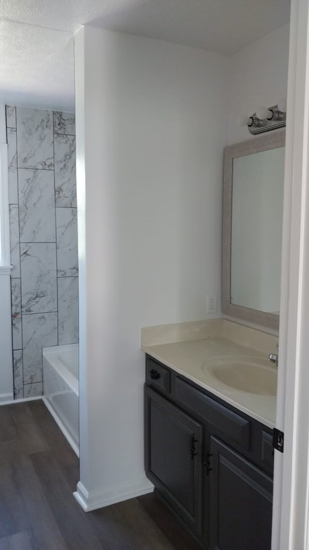 323 Bailey Rd - Photo 2 of 15