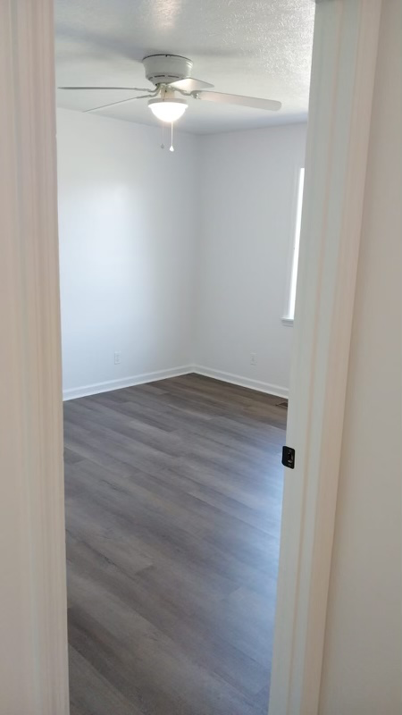 323 Bailey Rd - Photo 6 of 15
