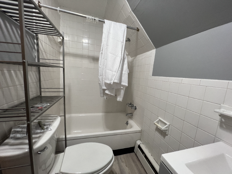 739 Whitney Ave #3 - Photo 6 of 12