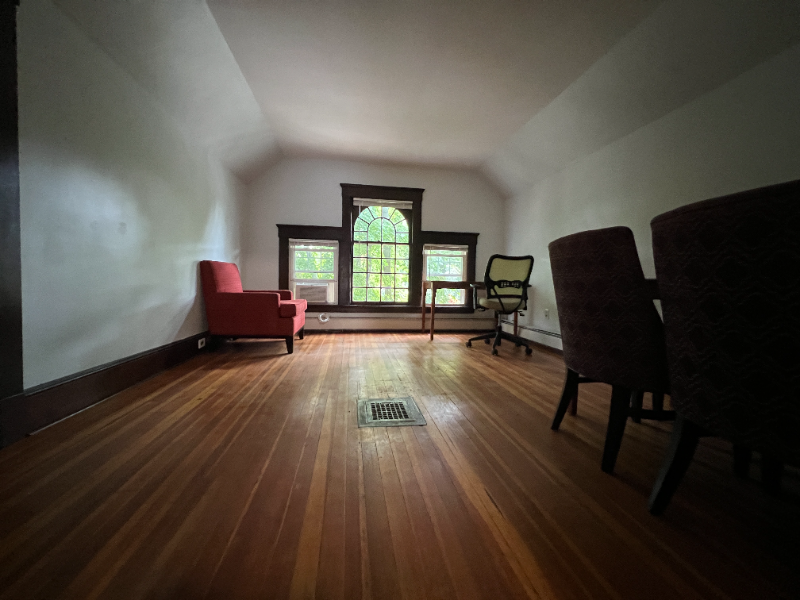 739 Whitney Ave #3 - Photo 7 of 12