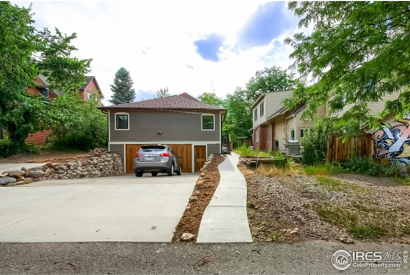 940 15th St - Photo 7 of 38
