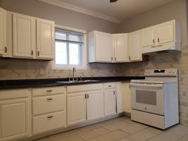 featured image of 17 Gray St #1