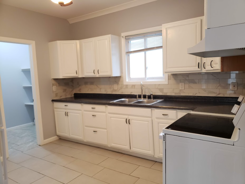 17 Gray St #1 - Photo 2 of 20