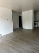 363 W Hawthorne Cir #5 - Photo 1 of 1