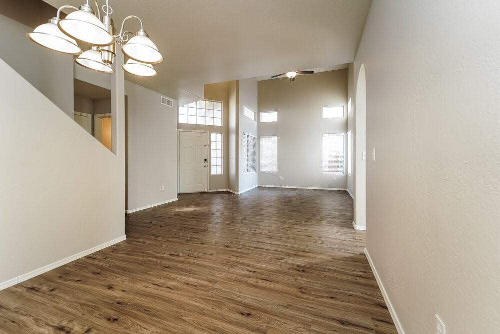 2151 E Briarwood Ter - Photo 6 of 17