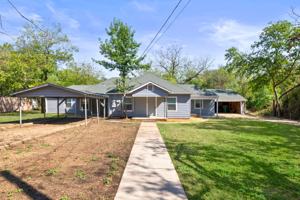 featured image of 133 W 13th Ave #B