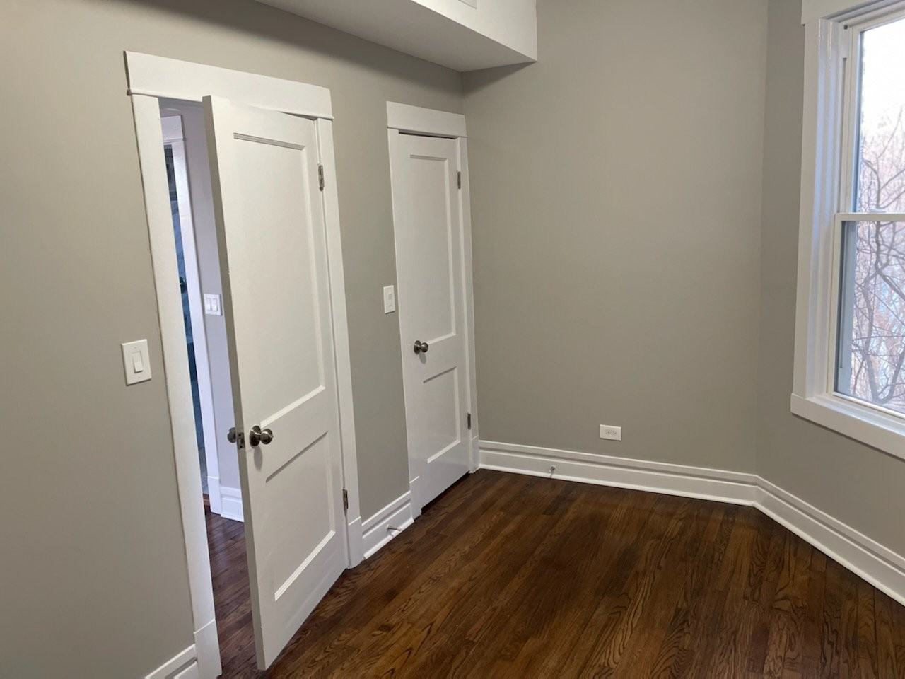 7108 S Champlain Ave #2 - Photo 7 of 11