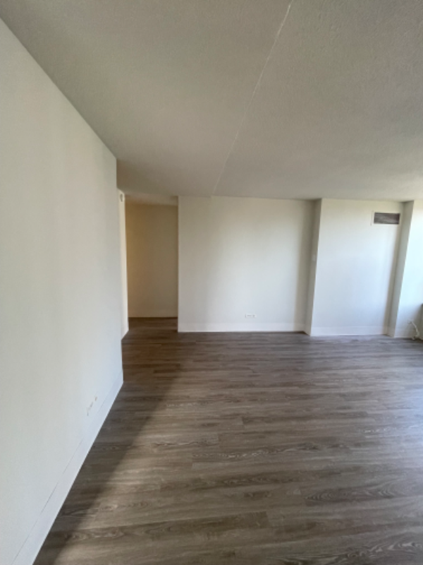 2177 N State Street - Photo 5 of 12