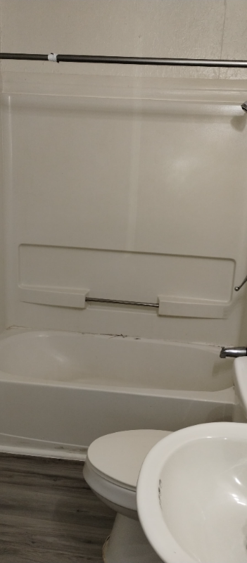 712 Old Roane St #18 - Photo 2 of 4