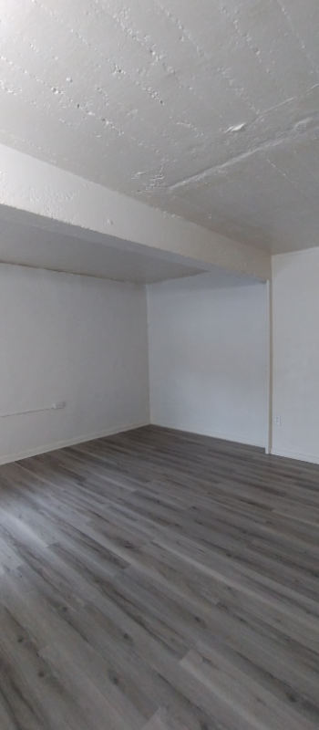 712 Old Roane St #18 - Photo 4 of 4