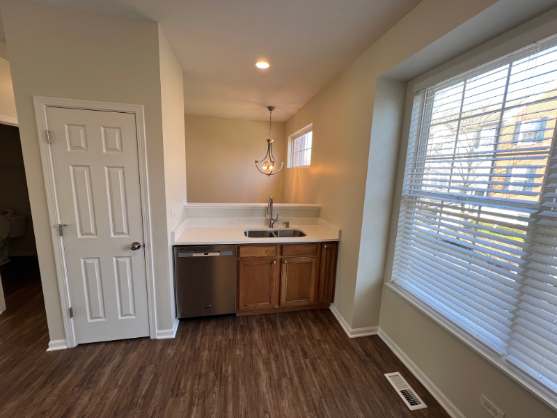 159 Willey St - Photo 5 of 17