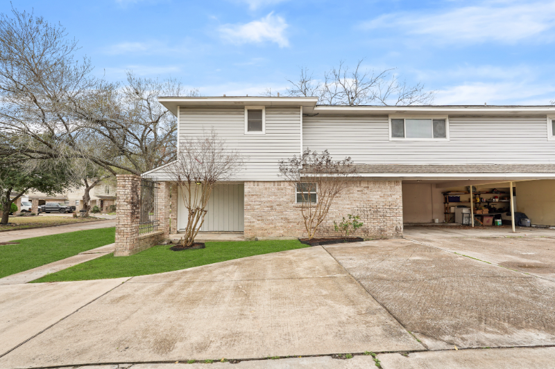 10814 Sugar Hill Dr #A - Photo 4 of 28