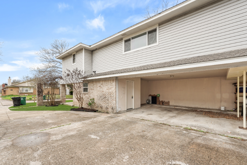 10814 Sugar Hill Dr #A - Photo 5 of 28