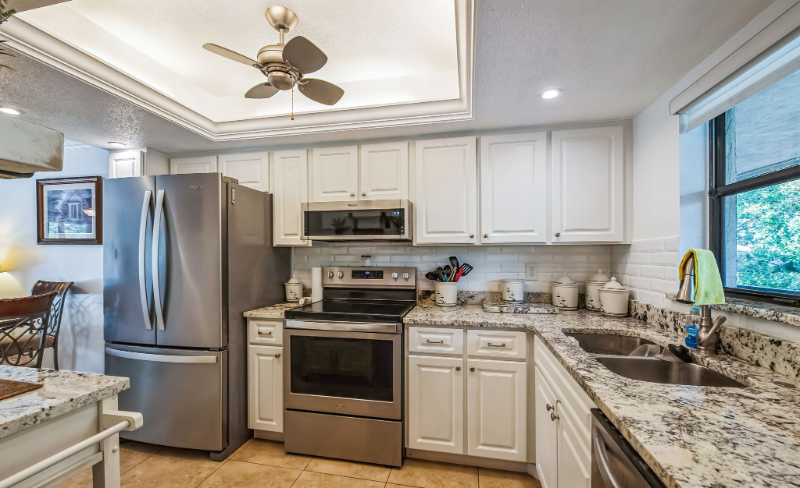 104 Capri Isles Blvd #304 - Photo 4 of 32