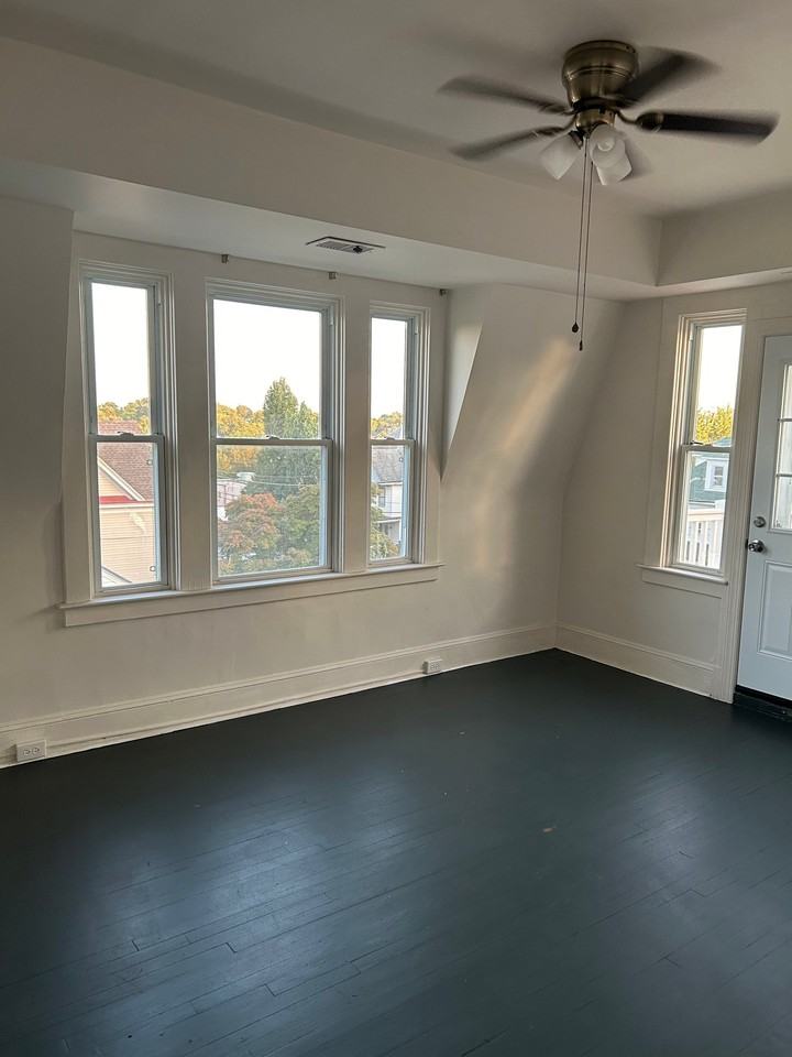 2900 Ailsa Ave #2 - Photo 5 of 17