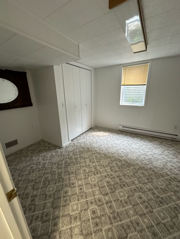 909 Crocker Ave S - Photo 4 of 17