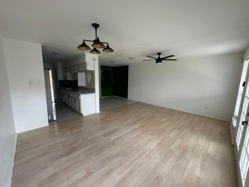 6685 Kentwick Dr #210 - Photo 5 of 29