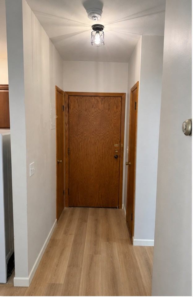 3308 Girard Ave S #101 - Photo 4 of 11